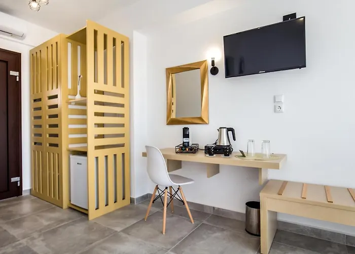 Ermioni Sea View Hotel 3*