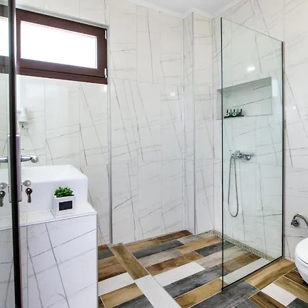 Ξενοδοχείο Ermioni Sea View 3*